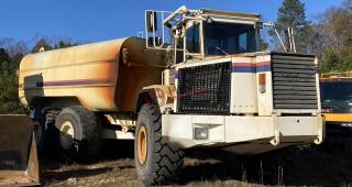 1995 Volvo A35 Water Truck